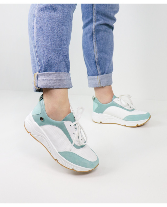 Ginova shoes with Wholesalers