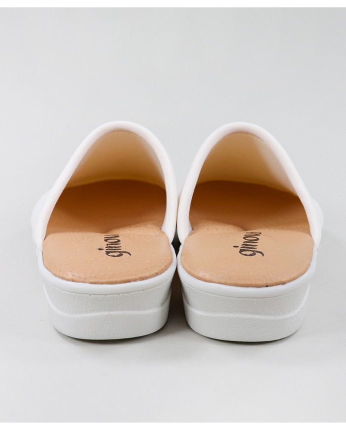 White Comfort Slippers Breathable Ginova