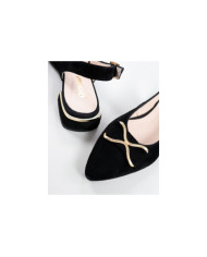 Sapatos Rasos tipo Mules Pretos com Laço de Senhora