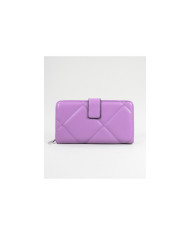 Cartera violeta de mujeres con costuras