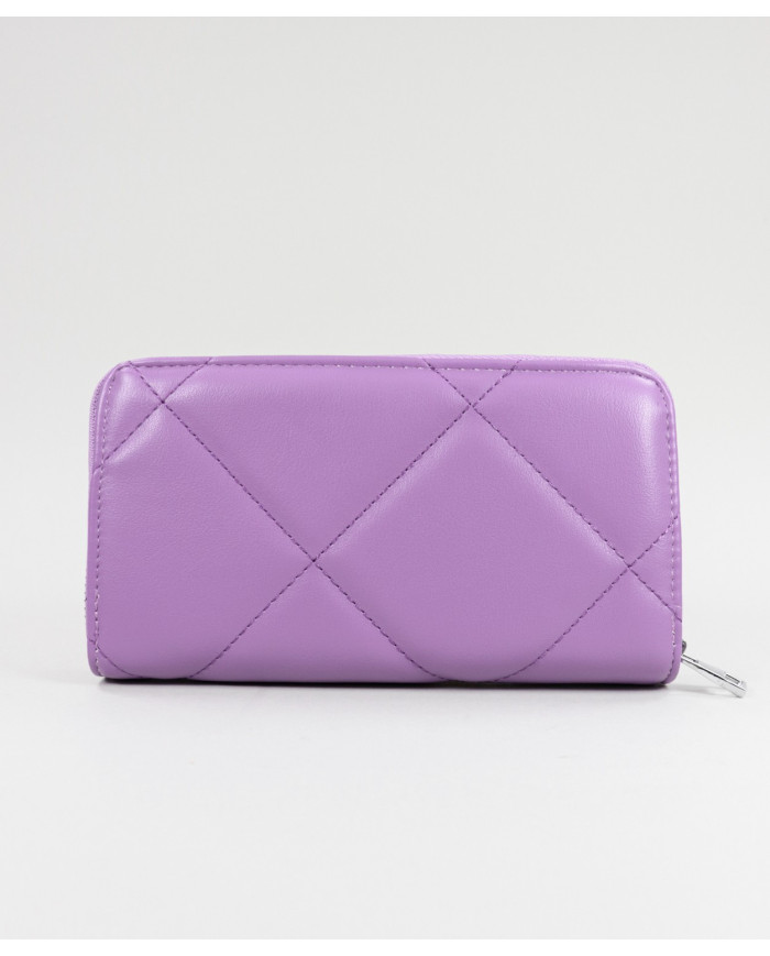 Cartera violeta de mujeres con costuras