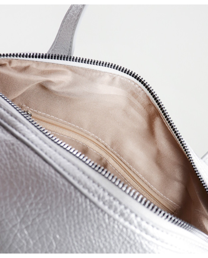 Mala Prateada de Senhora com Bolsos Exteriores