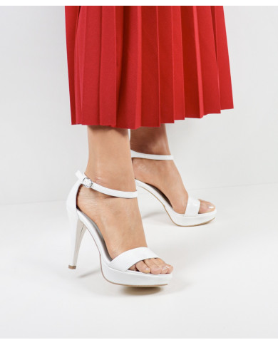 Elegantes sandalias de Lady Ginova