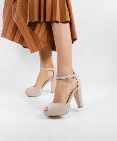 Sandálias Nude de Senhora Ginova Elegantes