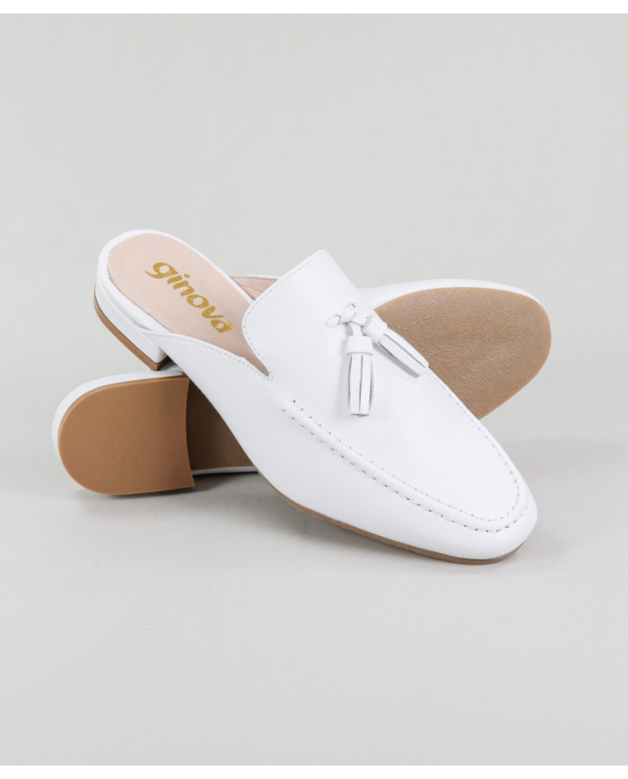 White Mules Ginova de Senhora with Berloques
