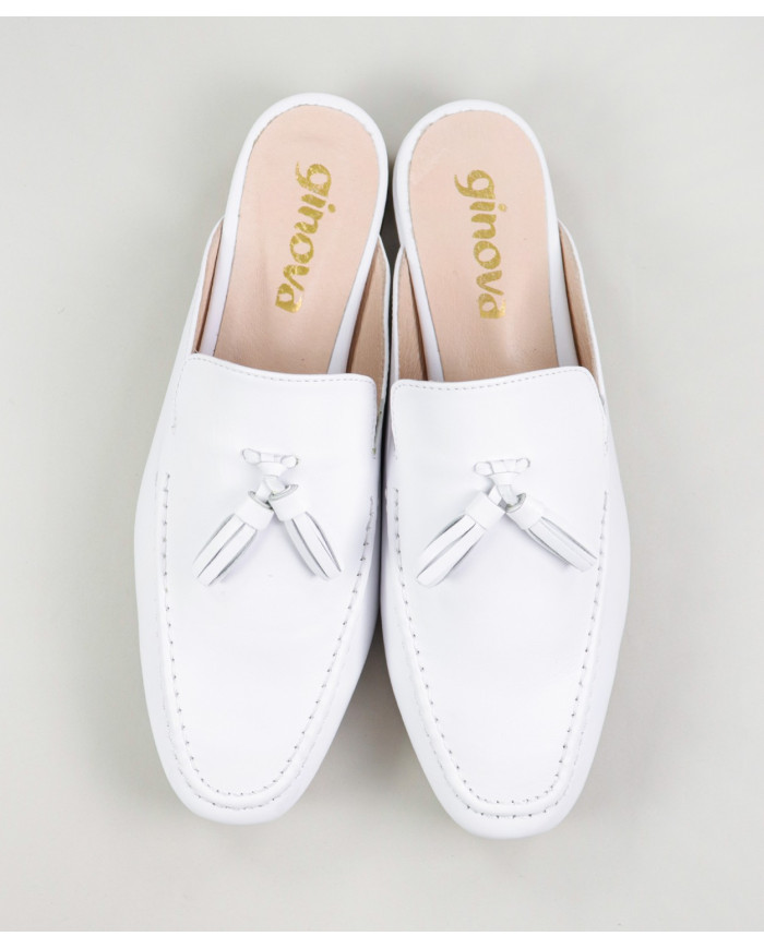 White Mules Ginova de Senhora with Berloques