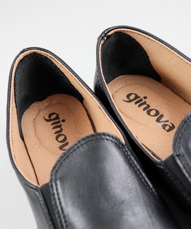 Ginova Shoes with Elastics for Women