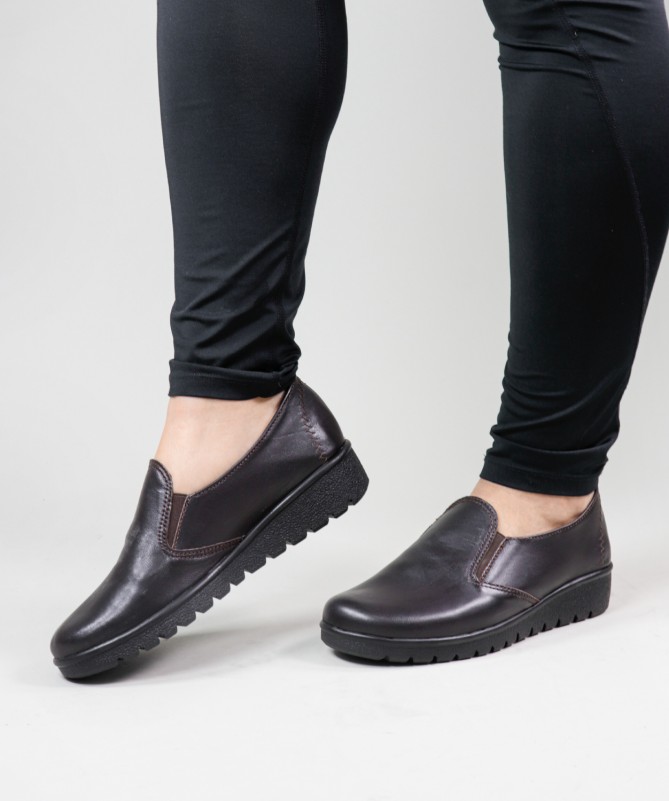 Ginova Shoes with Elastics for Women