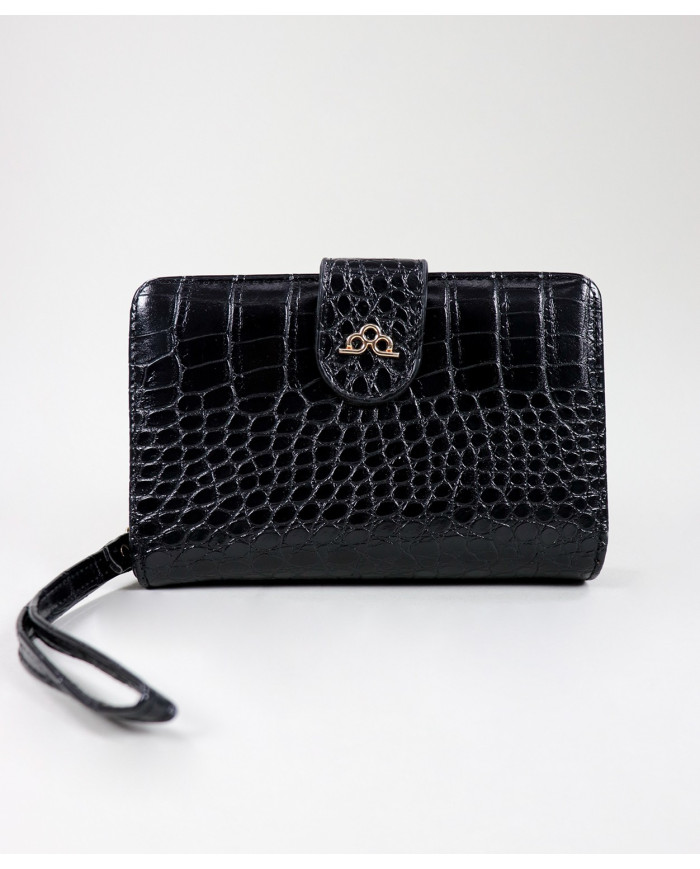 Cartera negra de mujeres con texturas