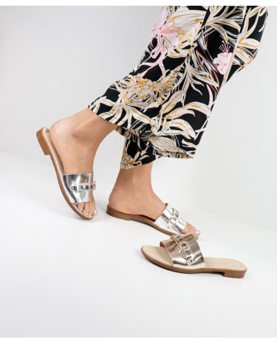 Ms. Ginova Slippers with Strip Decorated