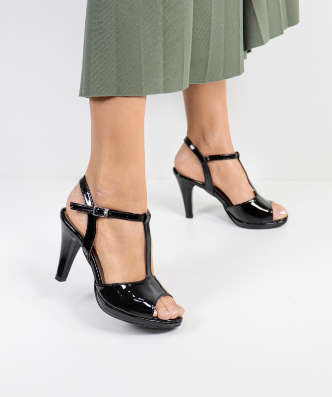 Sandálias Pretas de Senhora Ginova de Tacão Alto
