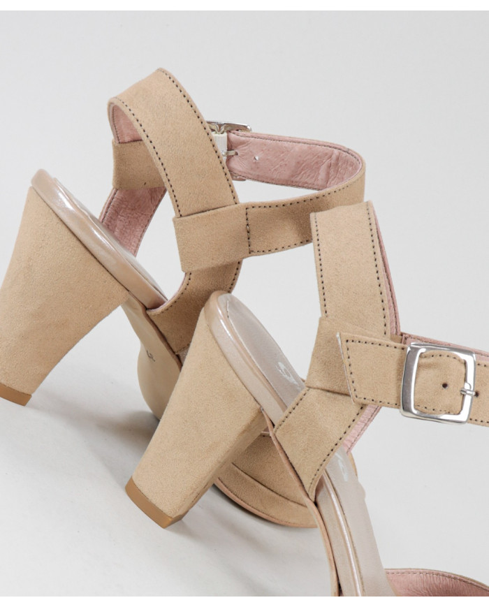 Taupe de Senhora Ginova sandals with Apertar Strip