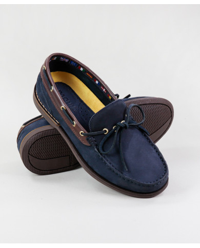 Blue Sailing Shoes of Man Ginova in Skin