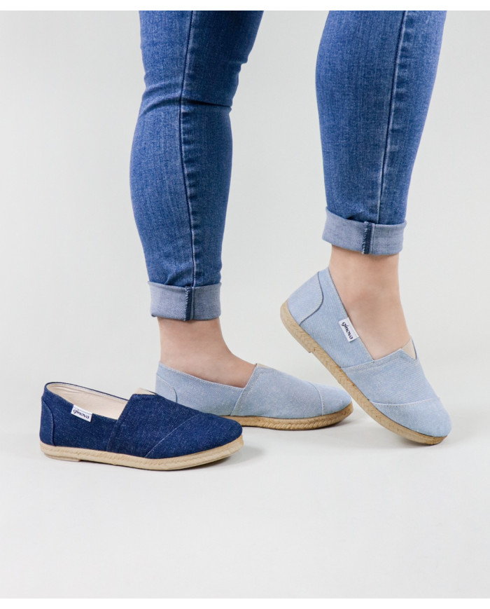 Alpercatas de Senhora Ginova in Ganga