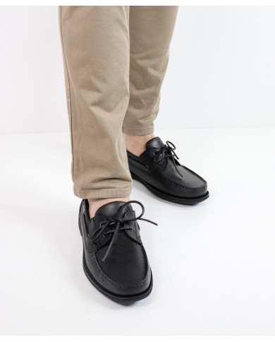 Ginova Men's Black Candle Shoes on Skin