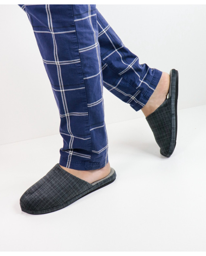 Men's Room Slippers with Stamped