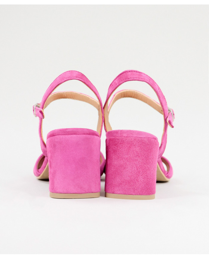 Sandalias de Madame Ginova con Cross Strip