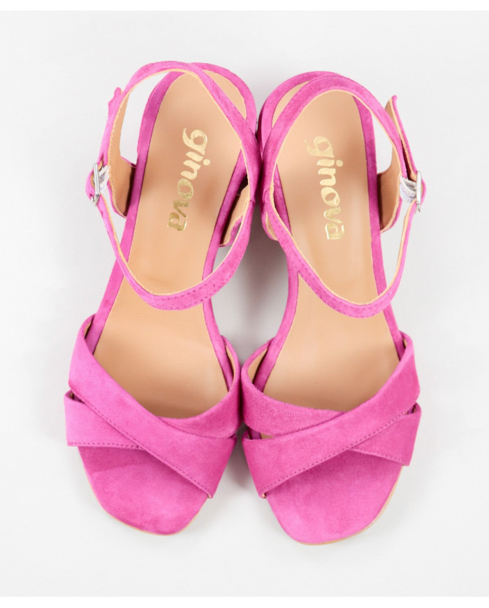 Sandalias de Madame Ginova con Cross Strip