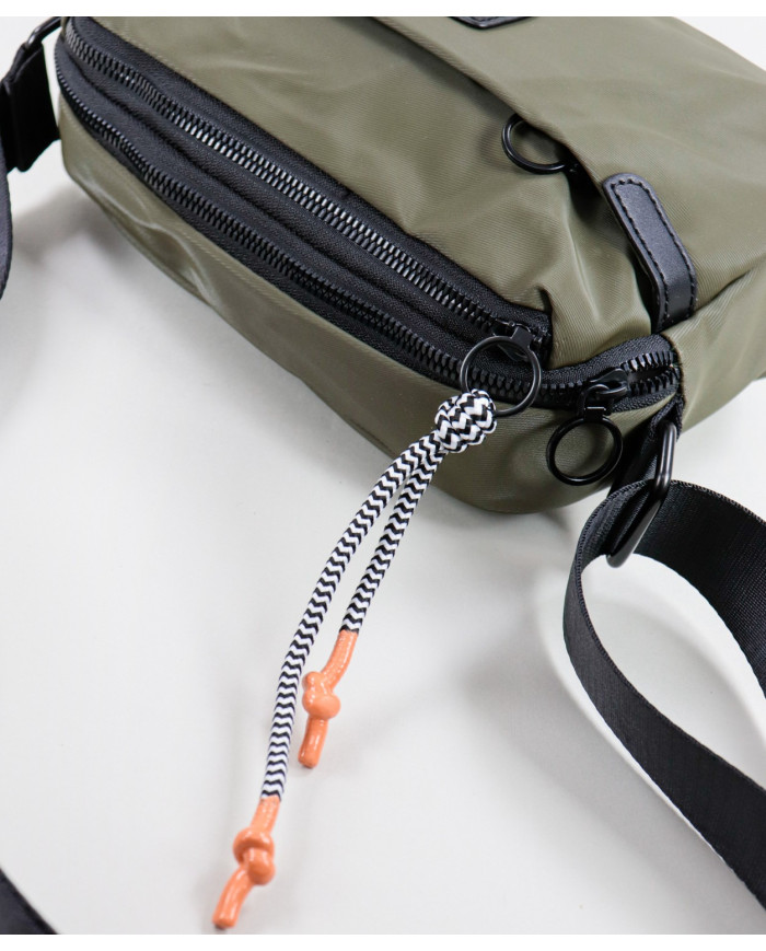 Lady Kaki Bag of Various Clasps in Nylon