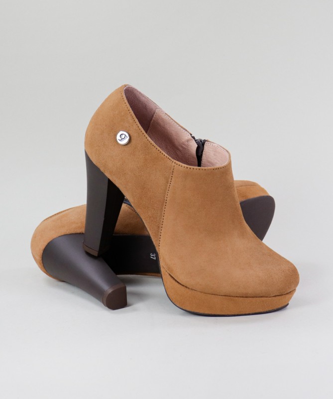 Botins Camel de Salto Alto Ginova Elegantes