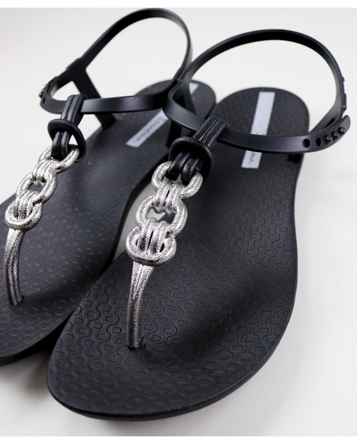 Sandals Ipanema Class Charm II Black