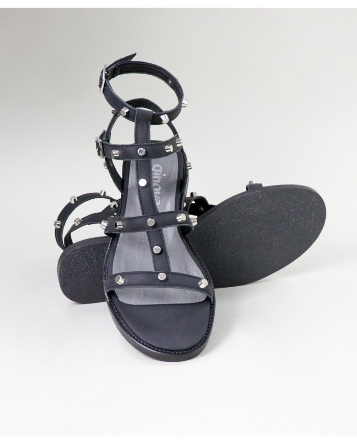 Rasa sandals with Tachas Lady