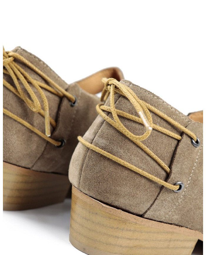 Botins de Senhora Taupe Ginova com Atacador Atrás