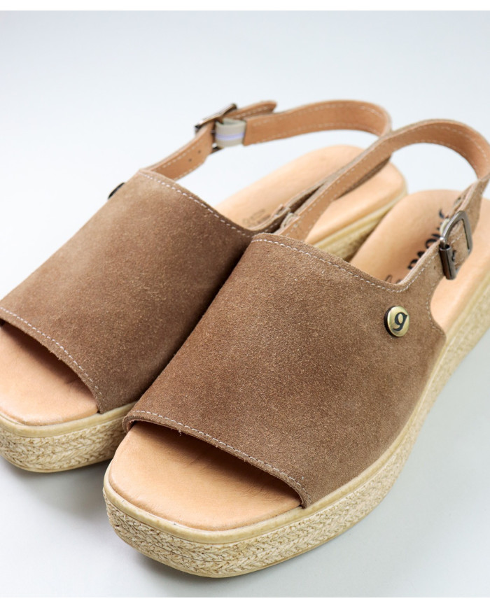 Sandalias en Camurça con Wedge Ginova