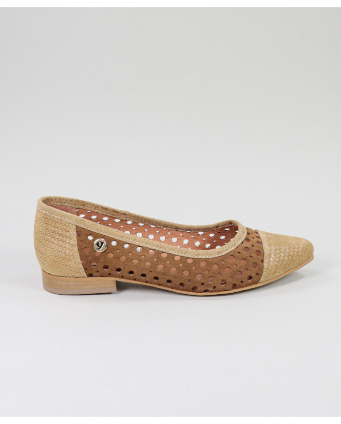 Camel Rasos Ginova Perforated Shoes