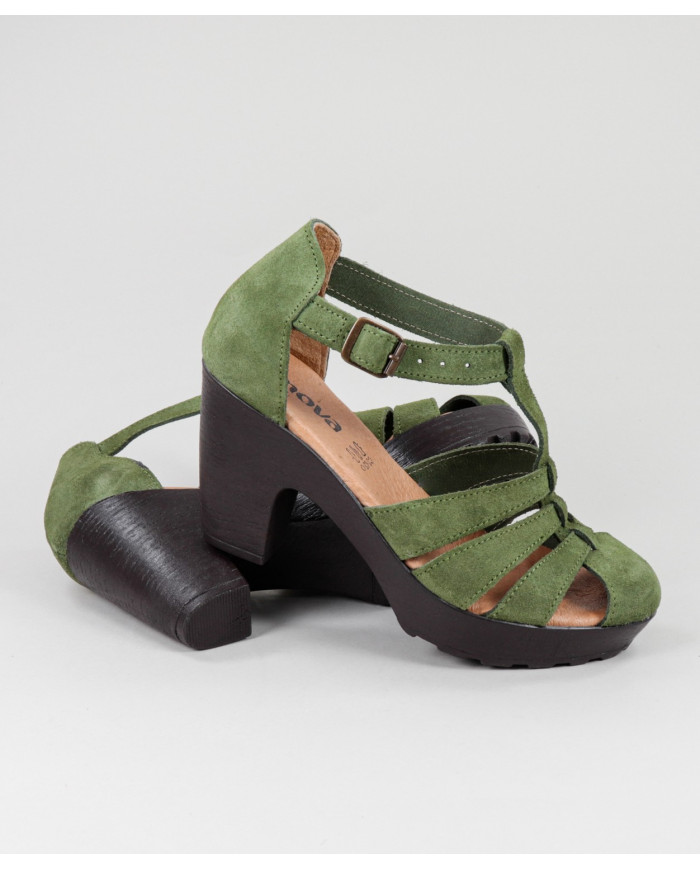 Green Sandals by Senhora Ginova in Camurça