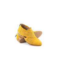 Boots of Lady Yellow Ginova with Cross Strip Perforated
