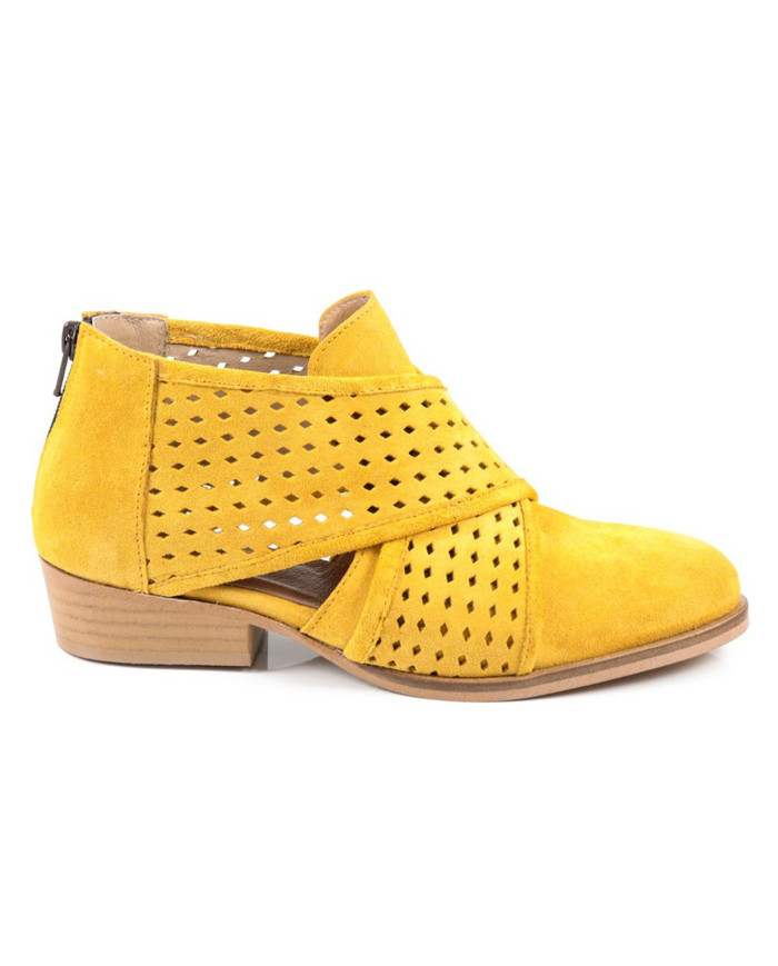 Boots of Lady Yellow Ginova with Cross Strip Perforated