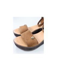 Camel de Senhora Ginova Sandals Closed Back