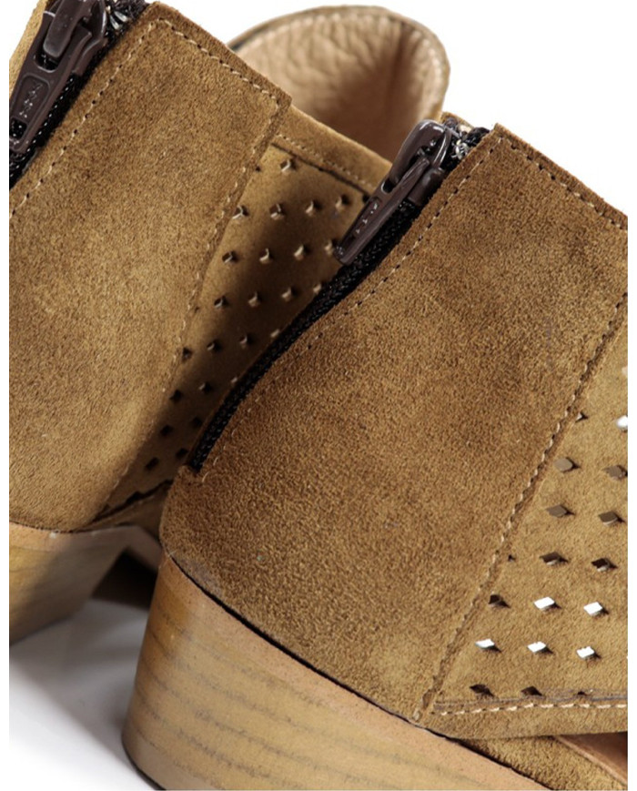 Mistress Camel Ginova Buttons with Cross Strip Perforated