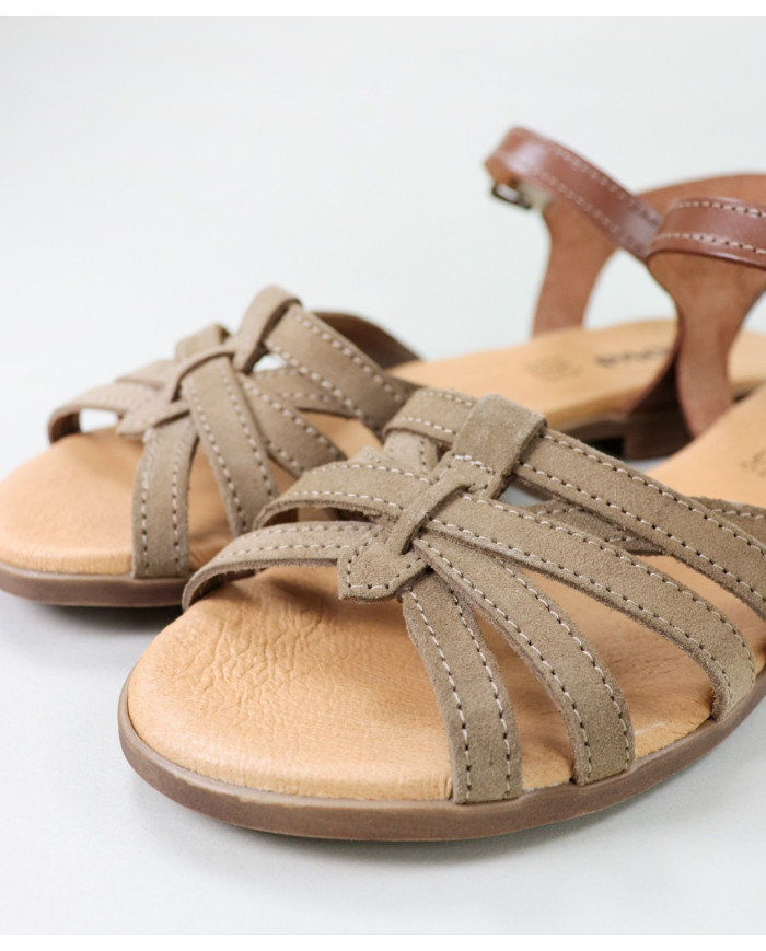 Sandalias Lady Ginova con Franjas de Cruz en Camurça