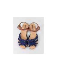 Sandalias Lady Ginova con Franjas de Cruz en Camurça