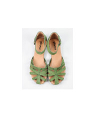 Green Sandals by Senhora Ginova with Cross Strips in Camurça