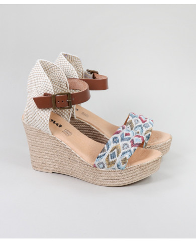 Lady Ginova Multicolor Sandals with Buckle