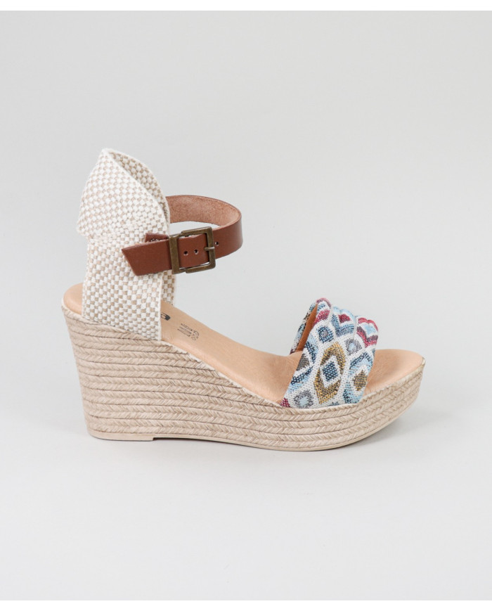 Lady Ginova Multicolor Sandals with Buckle