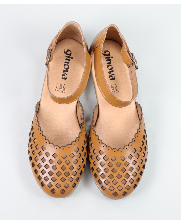 Camel de Senhora Ginova sandals Perforated
