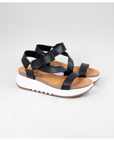 Lady Ginova sandals with Platform