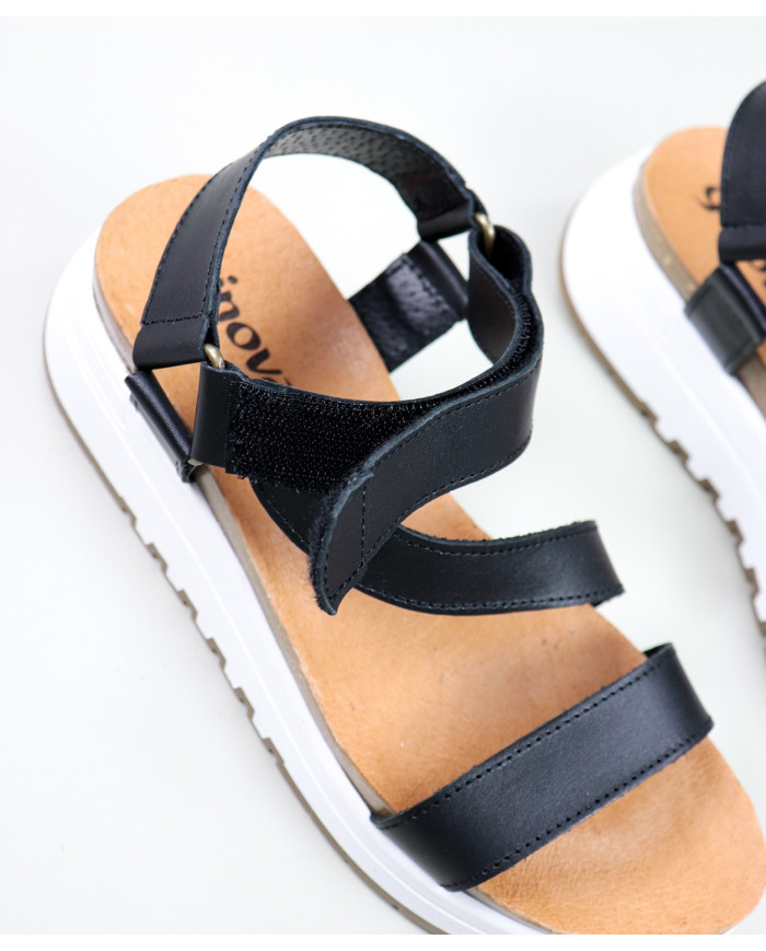 Lady Ginova sandals with Platform
