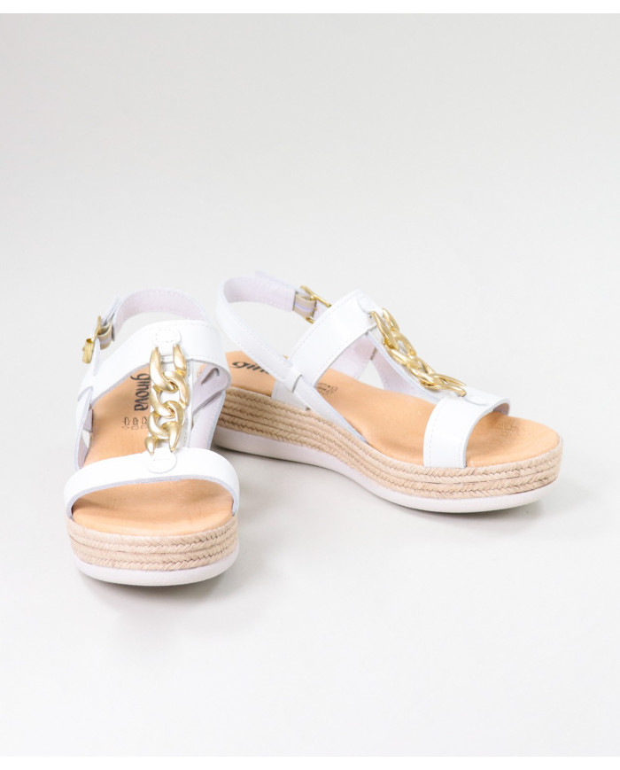 Sandals Lady Ginova with Golden Chain