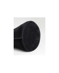 Black Round Bucket Bag in Skin