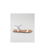 Ladies White Sandals with Apertar Strip