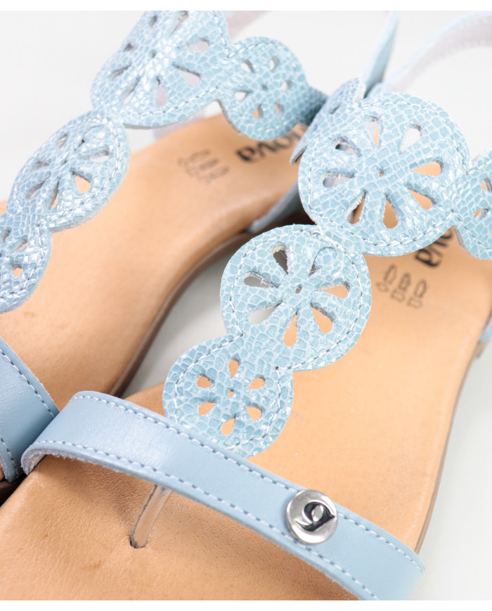 Blue Sandals of Lady with Apertar Strip