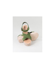 Green Sandals by Mrs. Ginova de Tiras Cruzadas