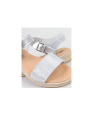 Silver sandals of Lady Ginova with Bright Finish