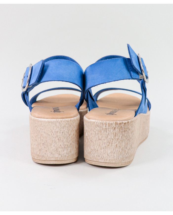 Blue Sandals by Madame Ginova de Tiras Suaves