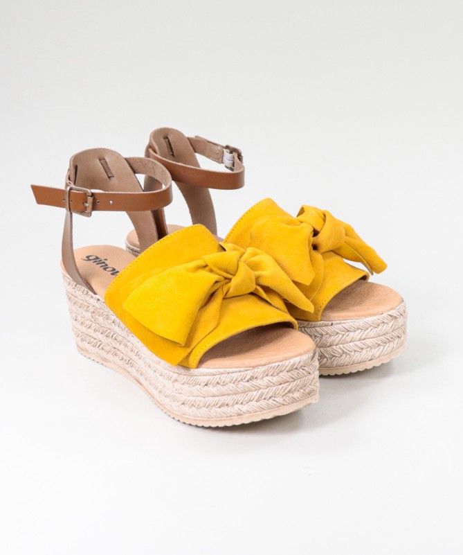 Women's Sandals with Ribbon Wedge